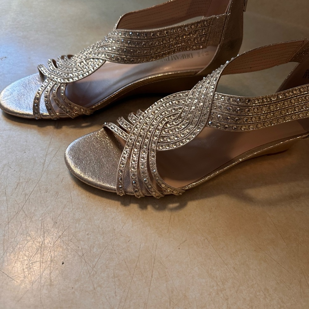 Dream Pairs Silver Strappy Heels - Picture 12 of 14